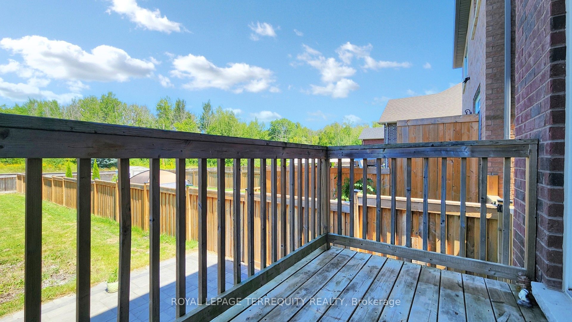 Listing 15015 Image