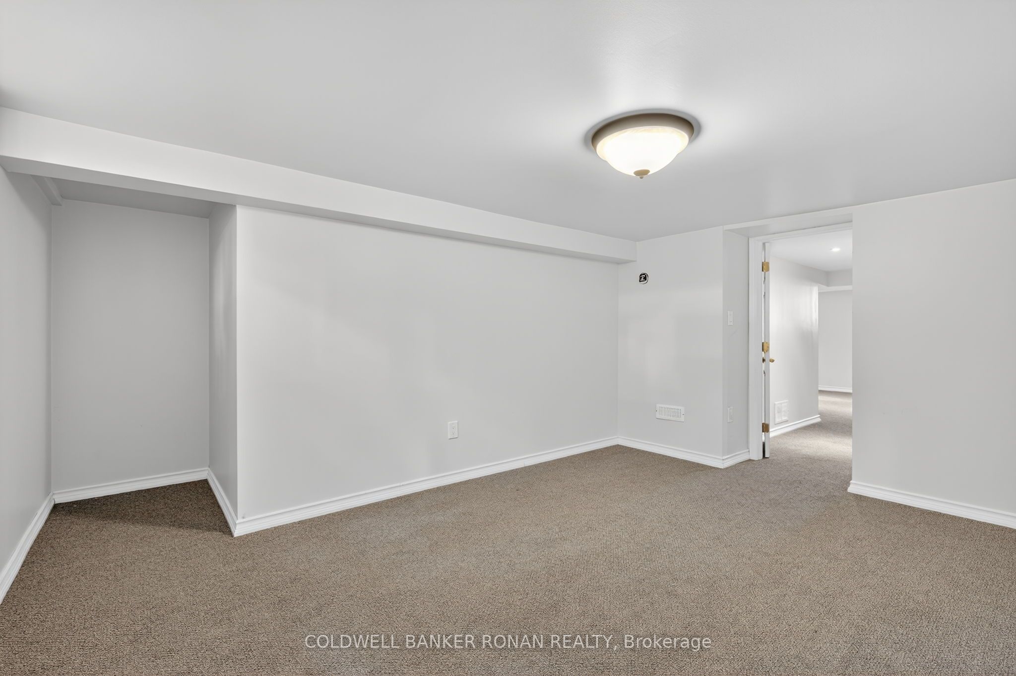 Listing 7633 Image