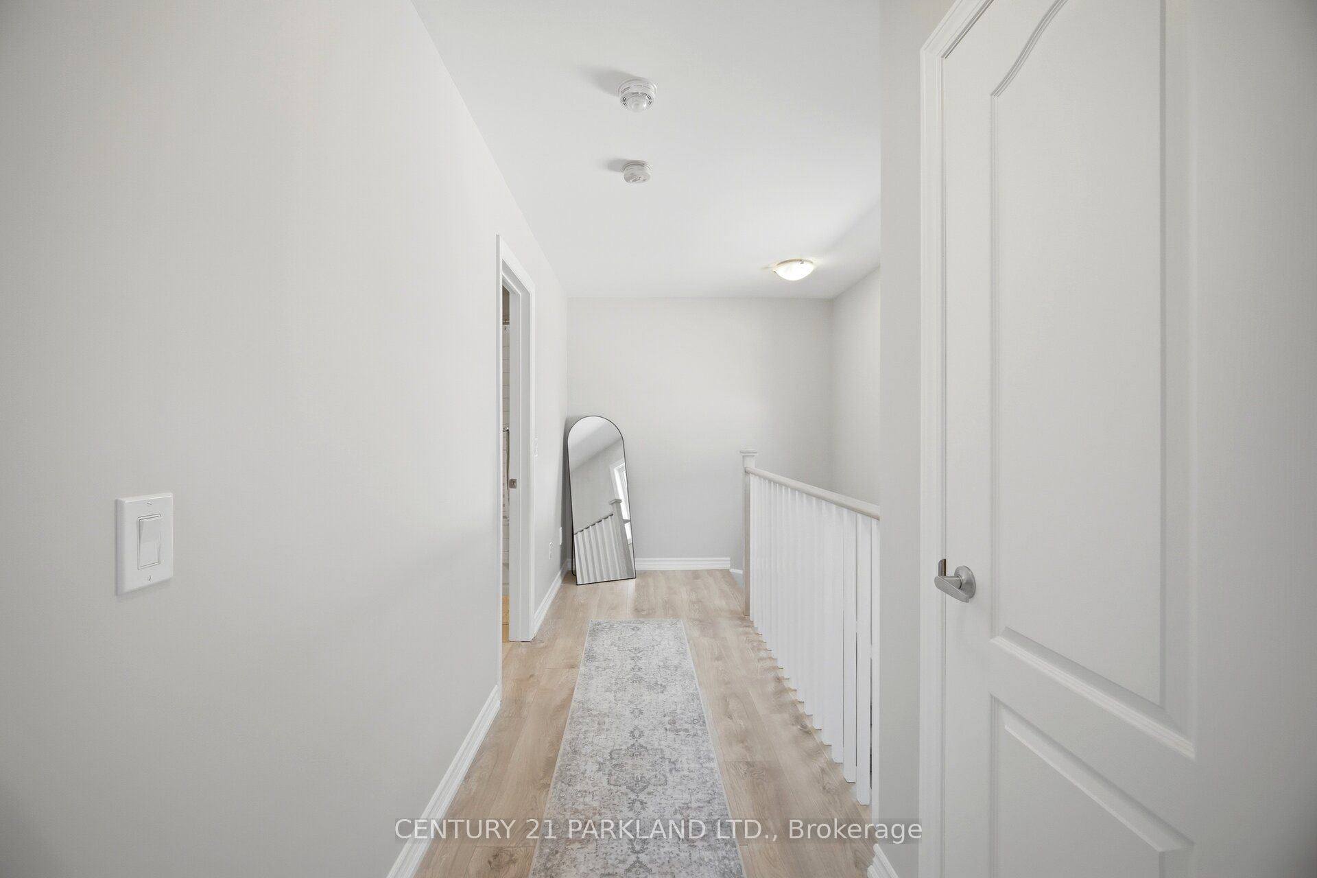 Listing 6054 Image