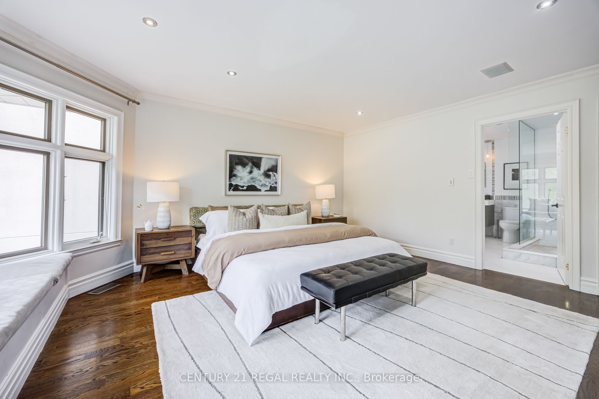 Listing 8587 Image