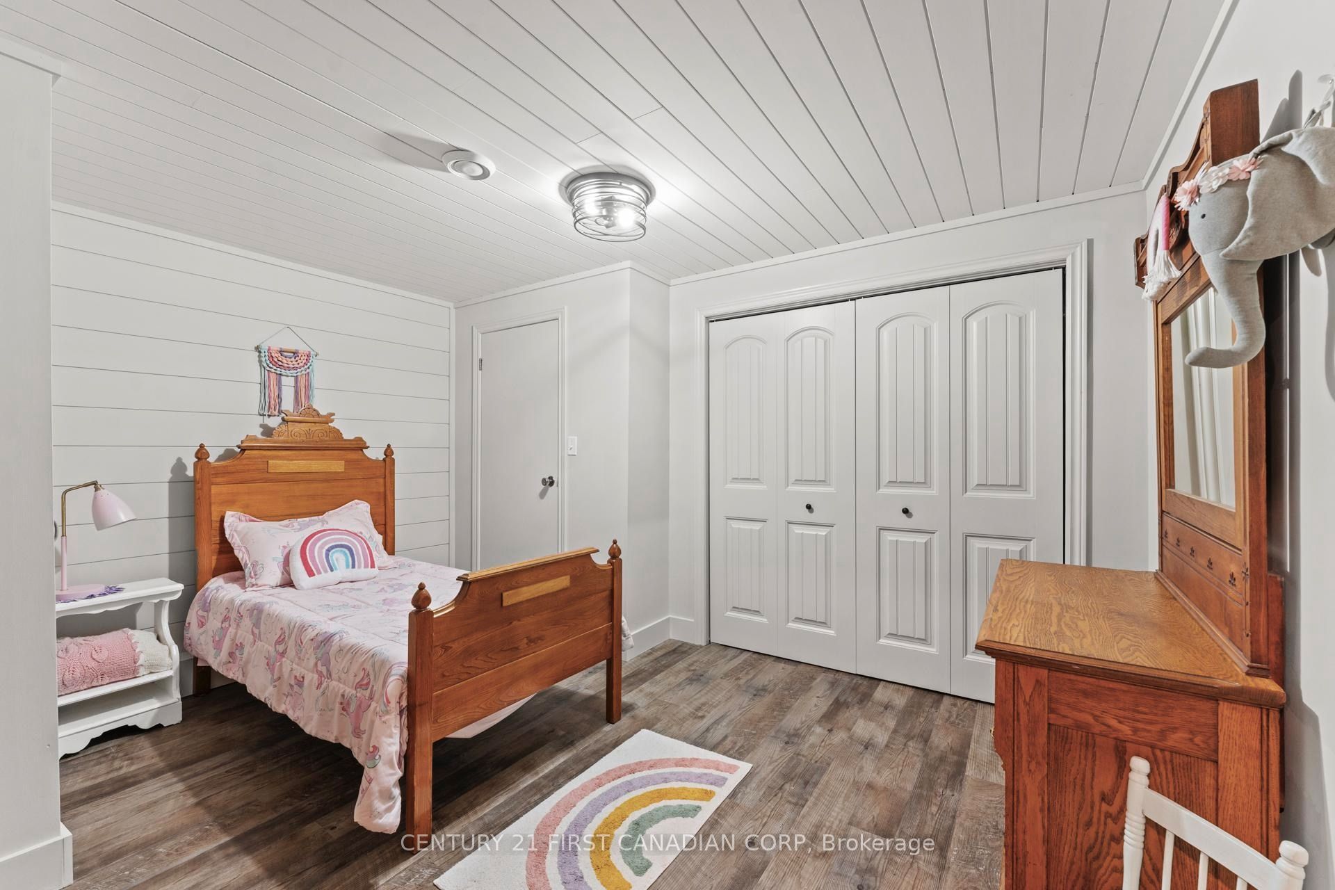 Listing 26049 Image