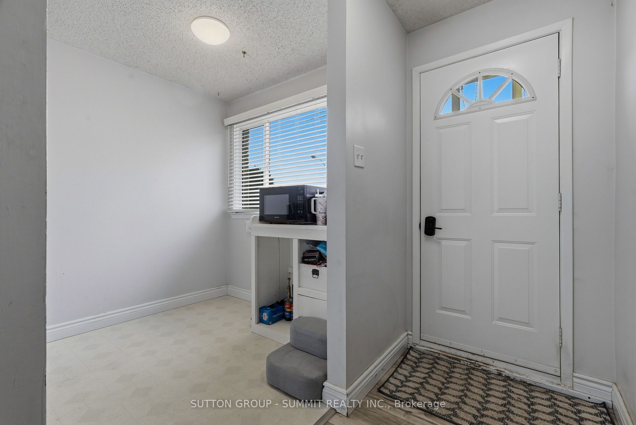Listing 18230 Image