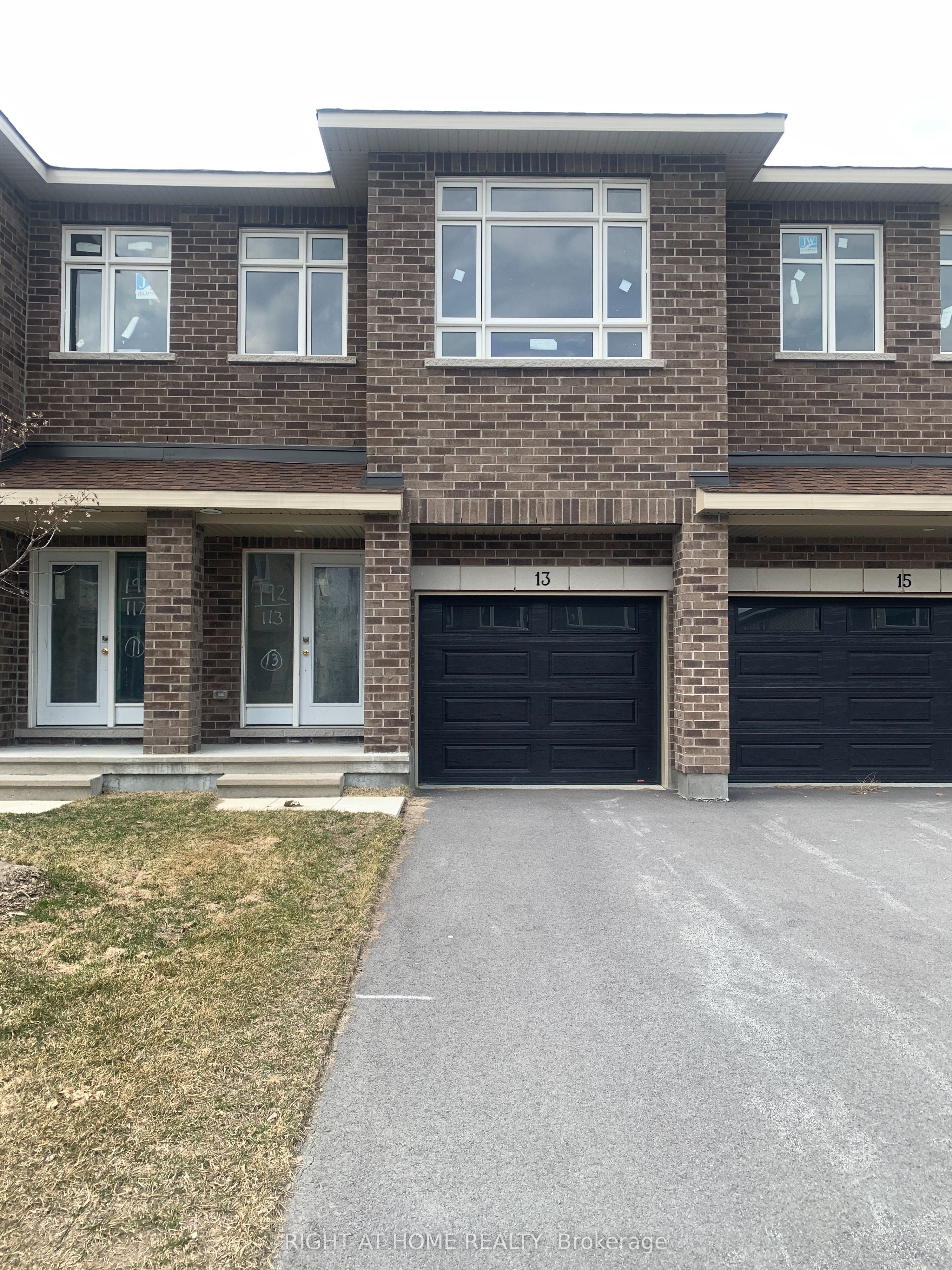 Listing 4596 Image