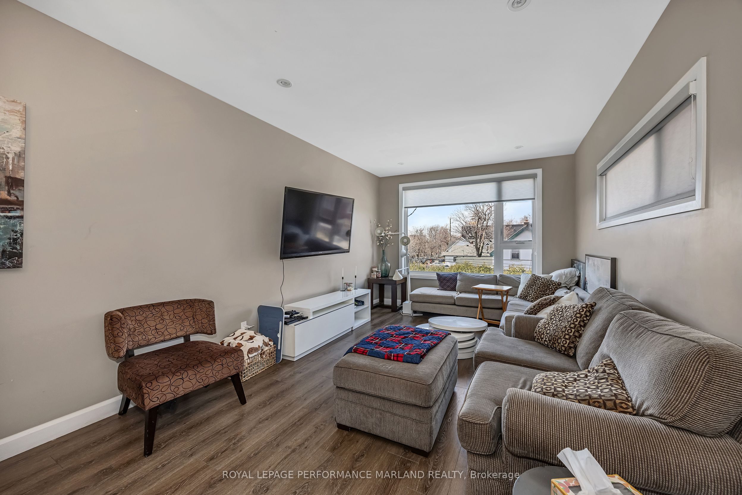 Listing 6524 Image