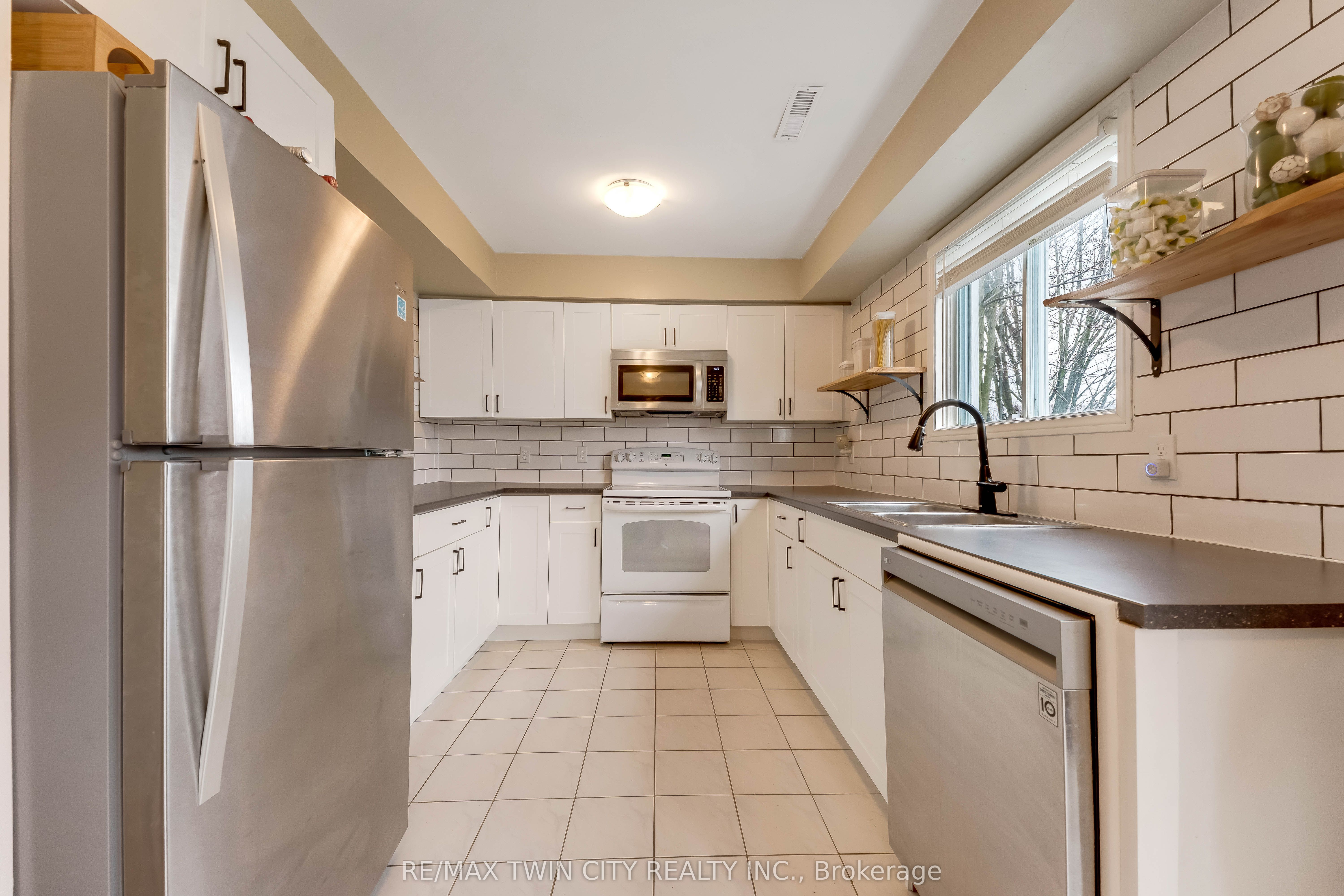 Listing 12775 Image