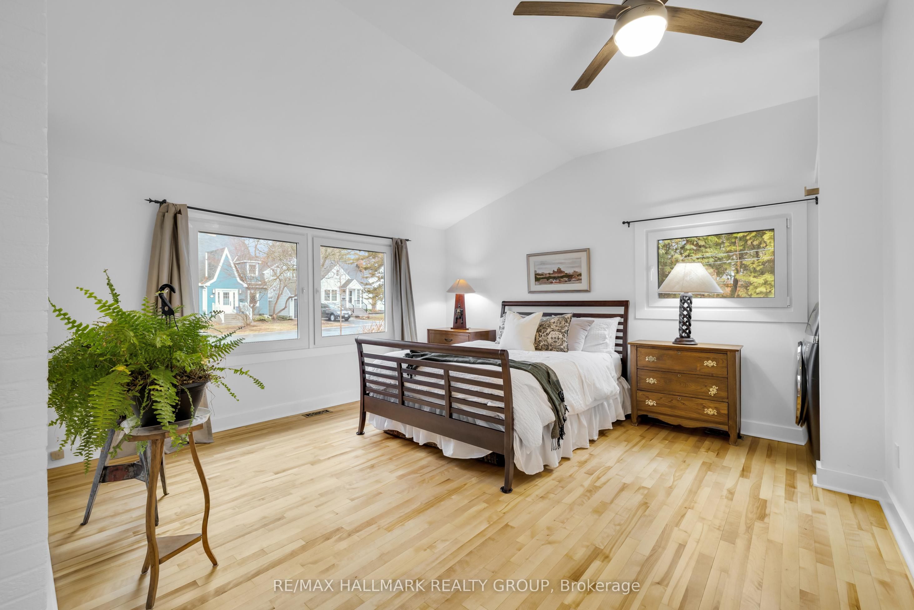 Listing 12856 Image