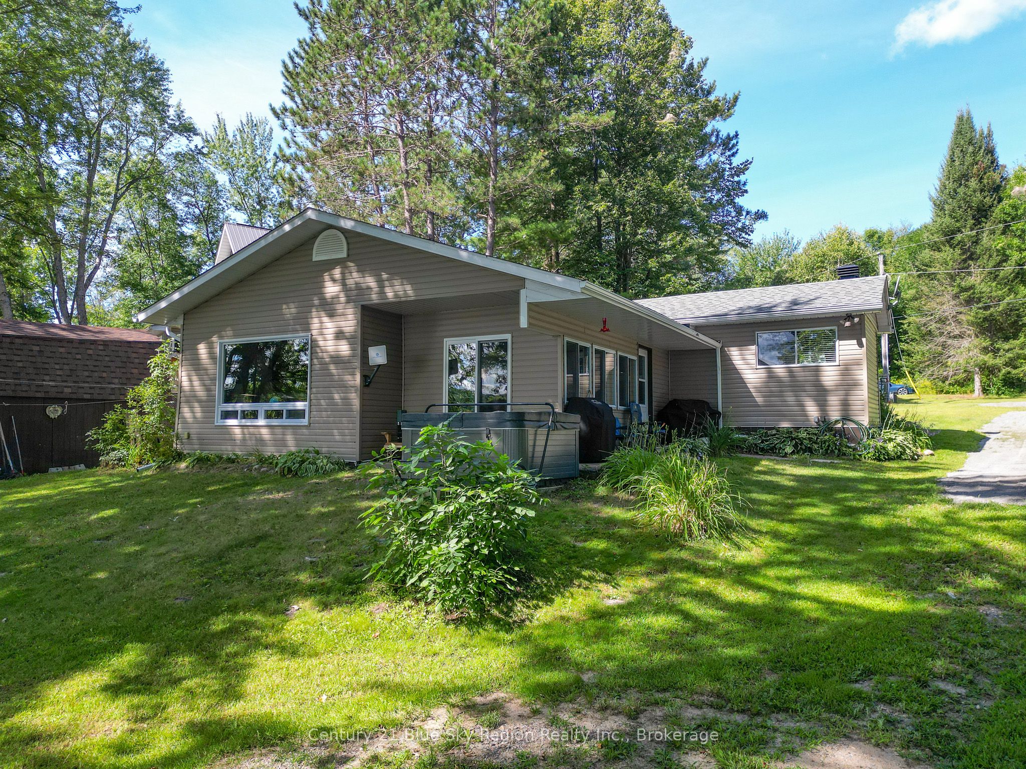 Listing 13598 Image