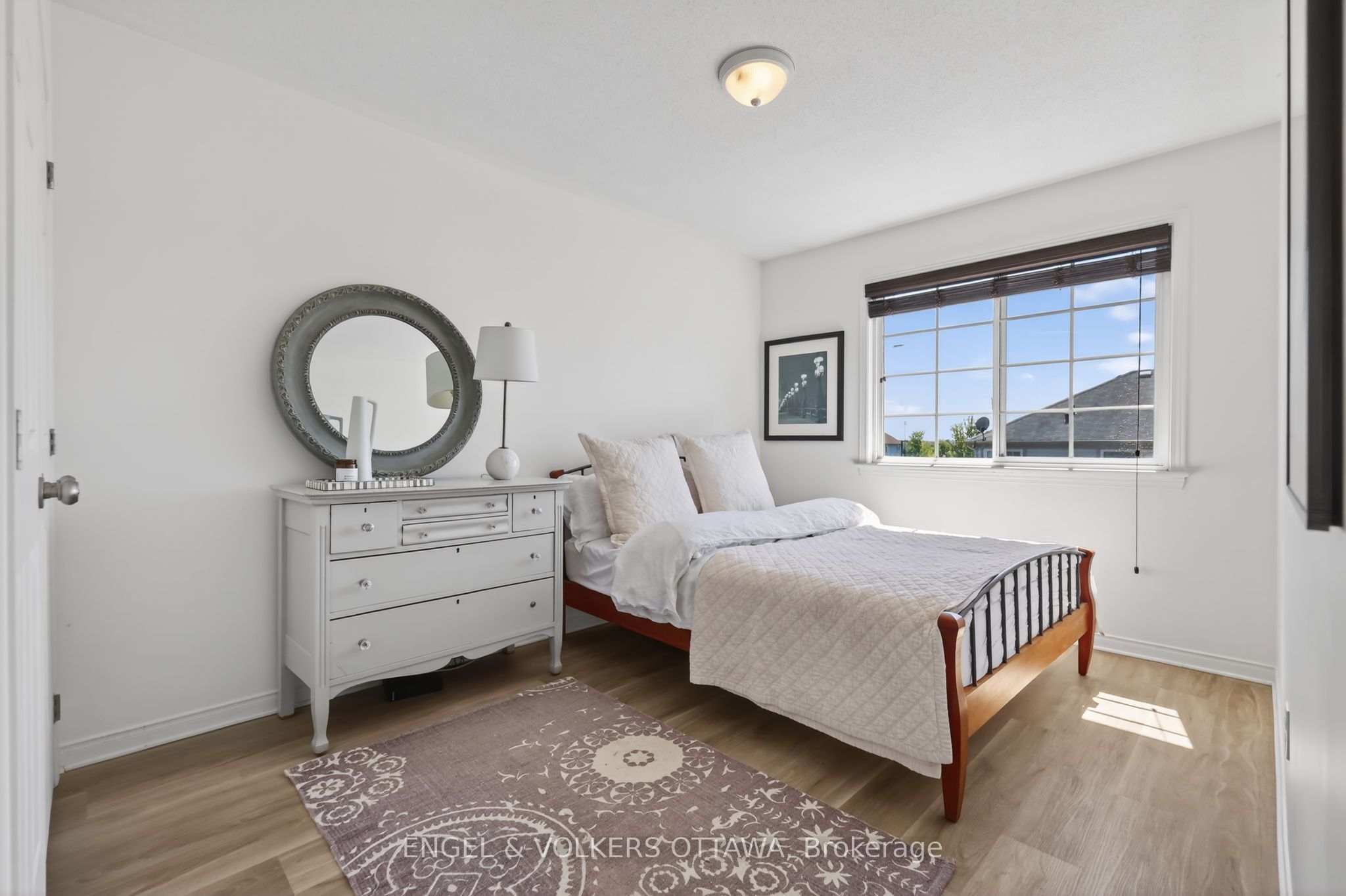 Listing 42051 Image