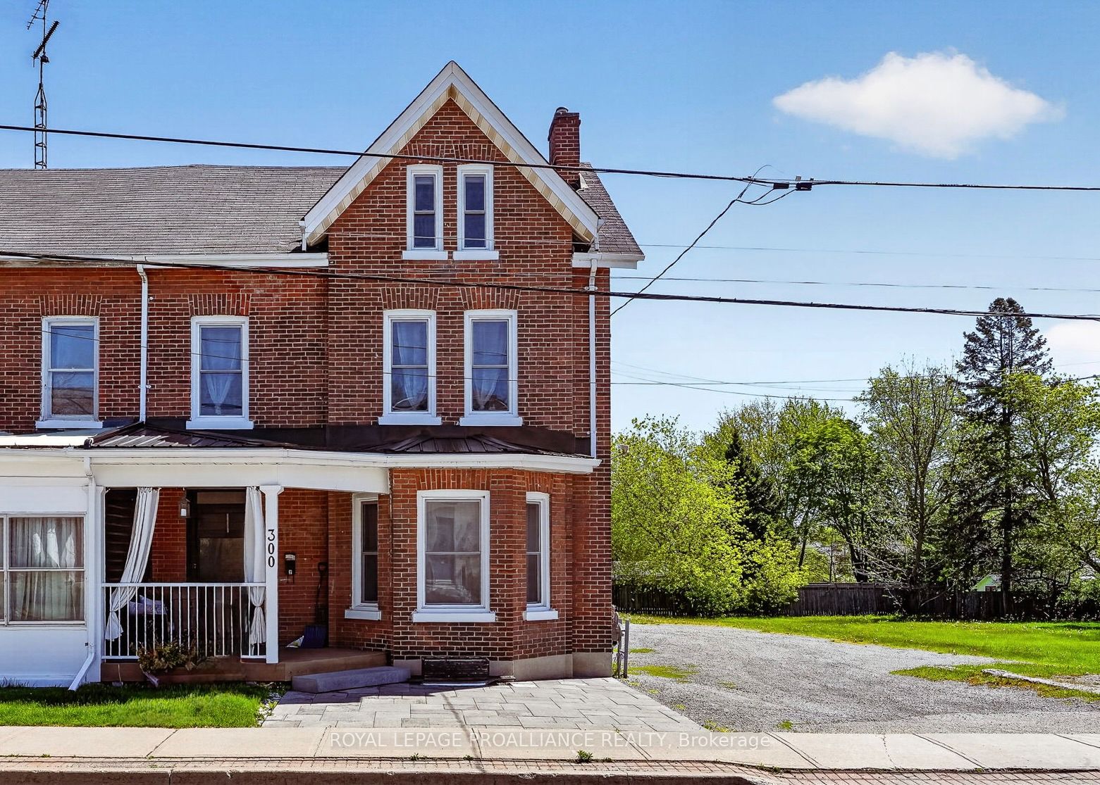 Listing 45823 Image