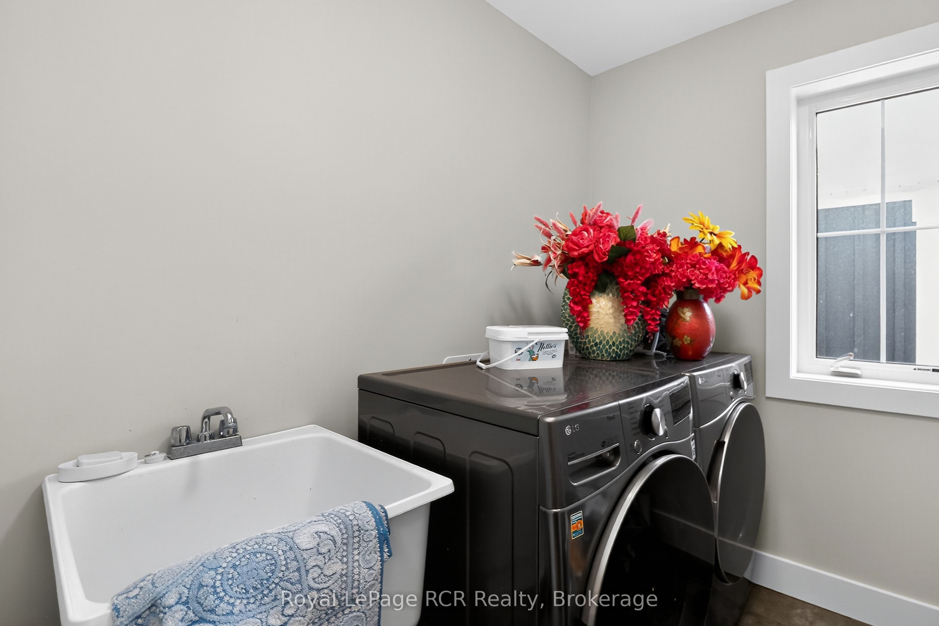 Listing 45812 Image