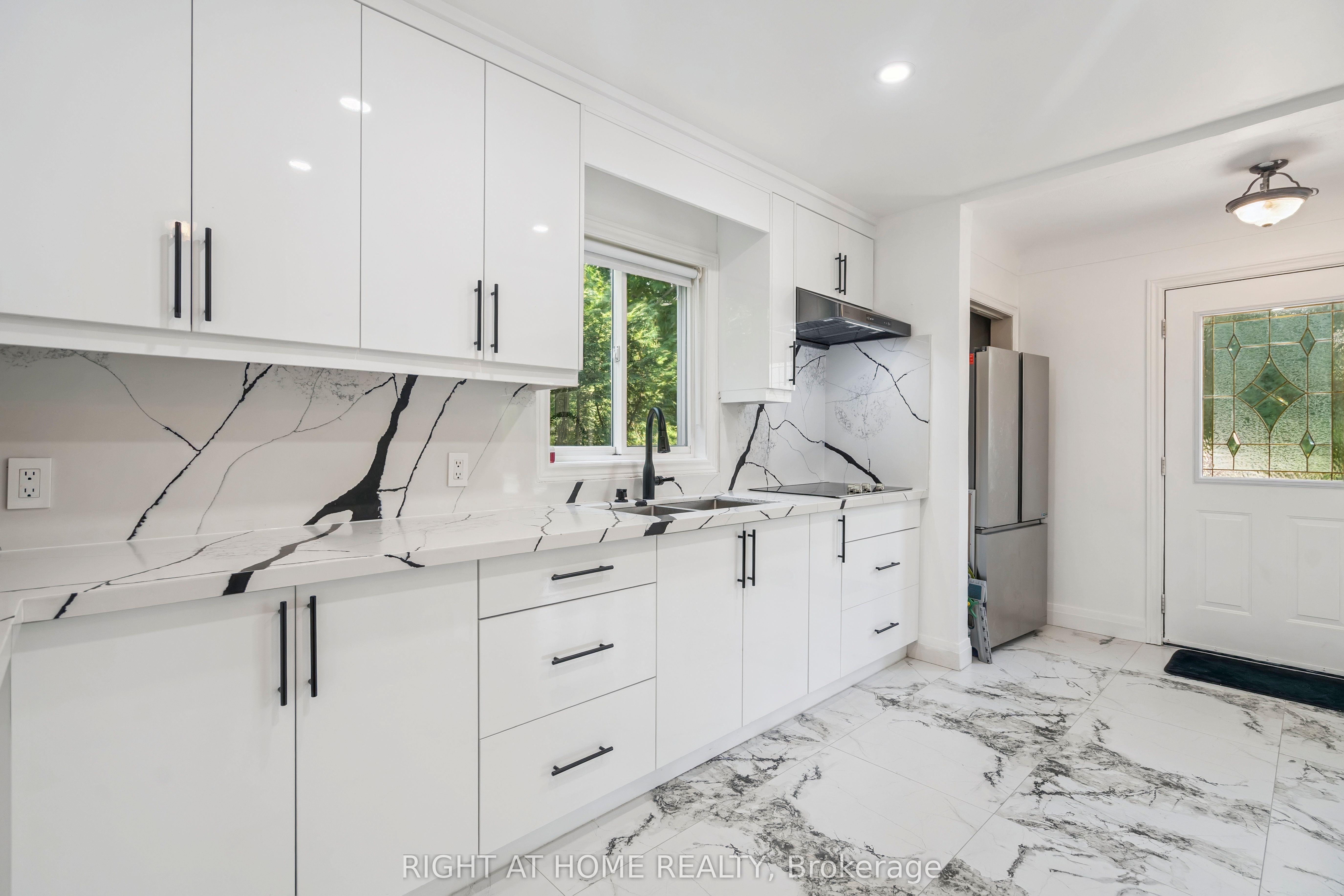Listing 52982 Image