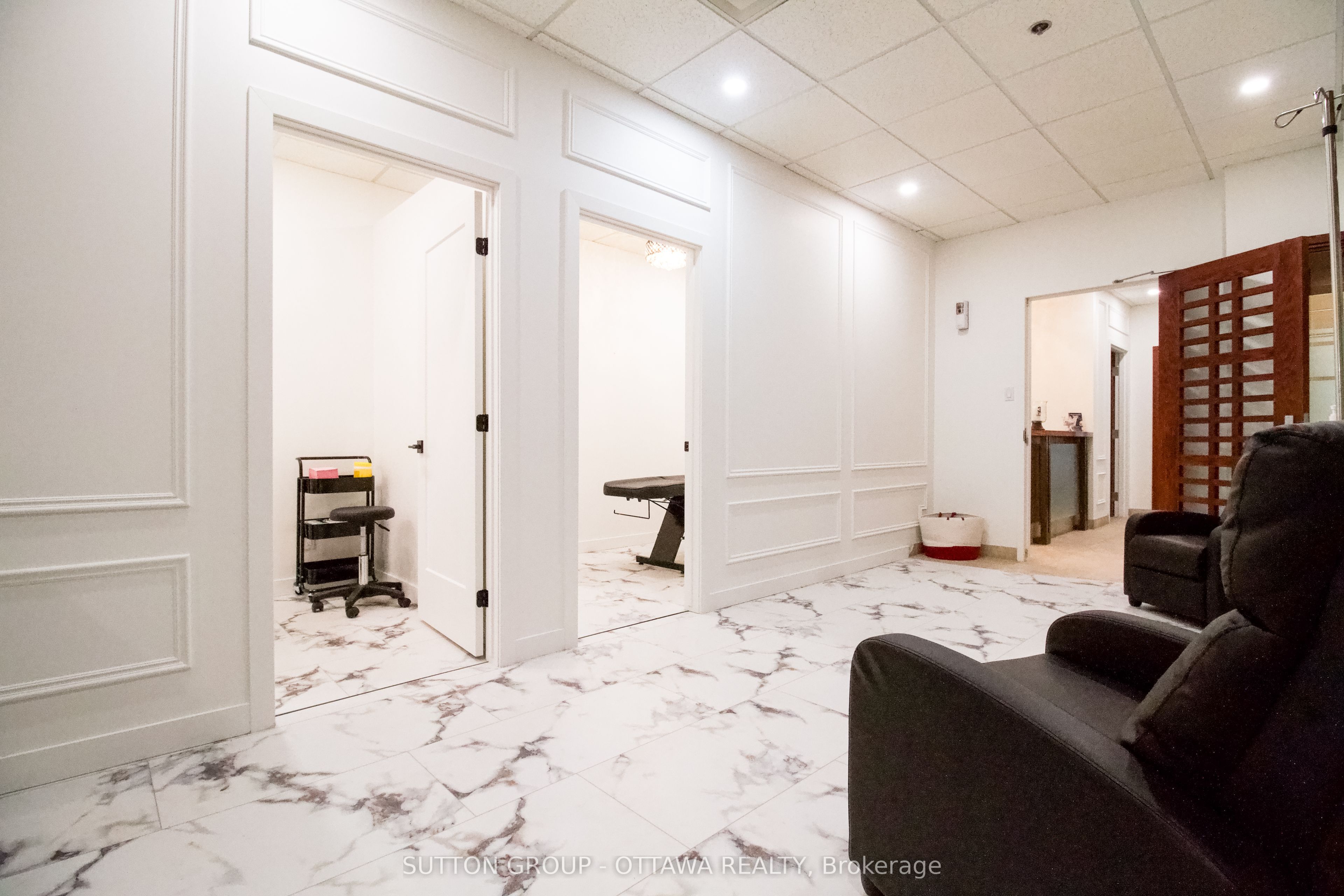 Listing 61015 Image