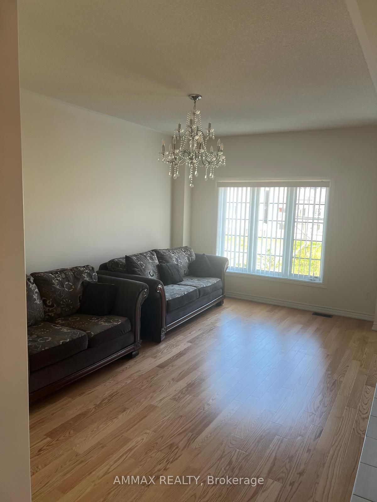 Listing 84139 Image