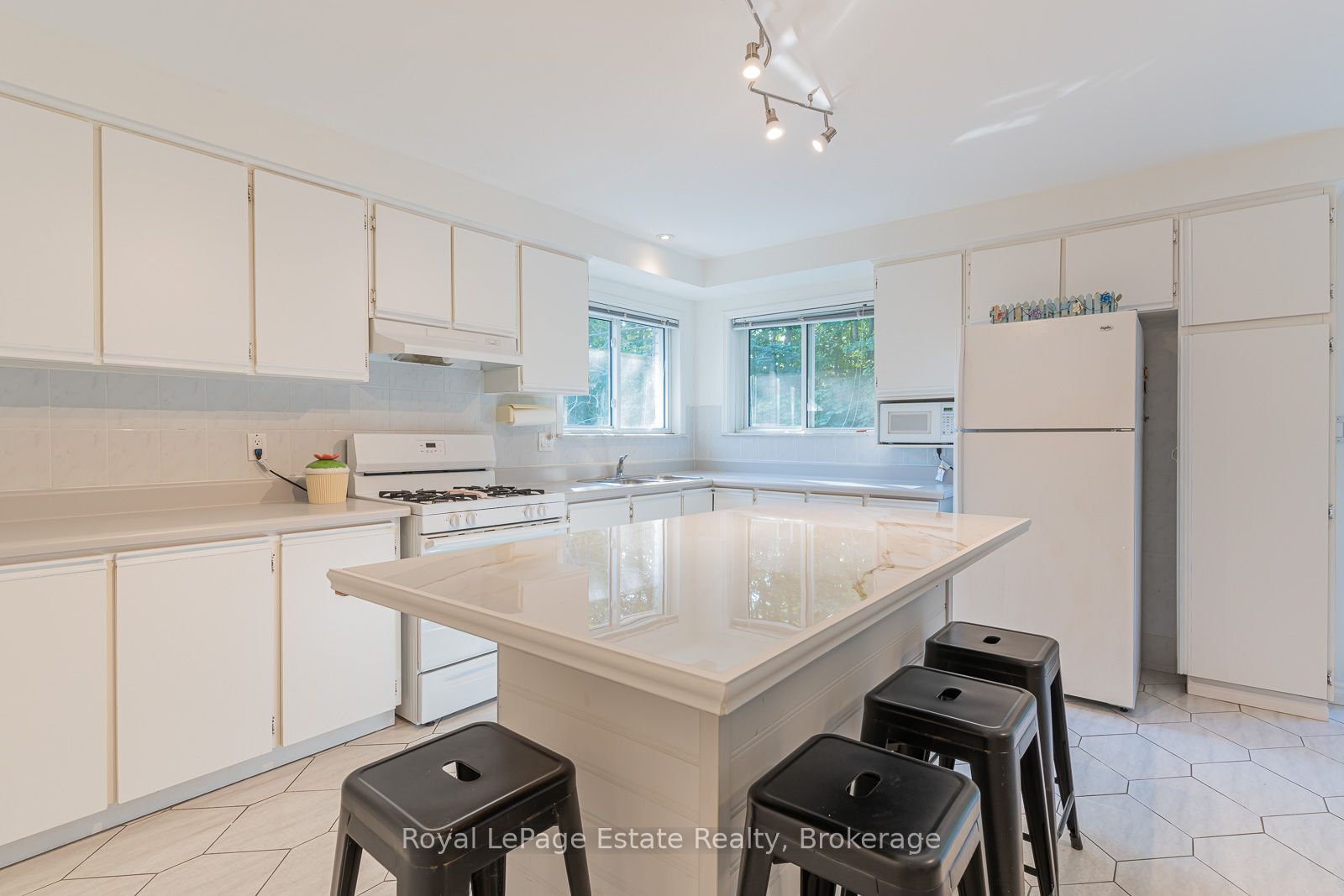 Listing 111726 Image