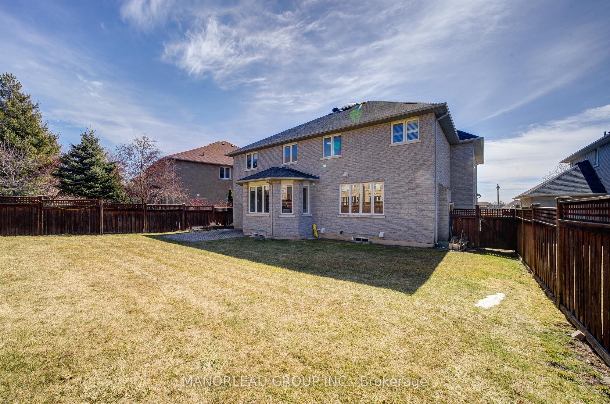 Listing 114400 Image