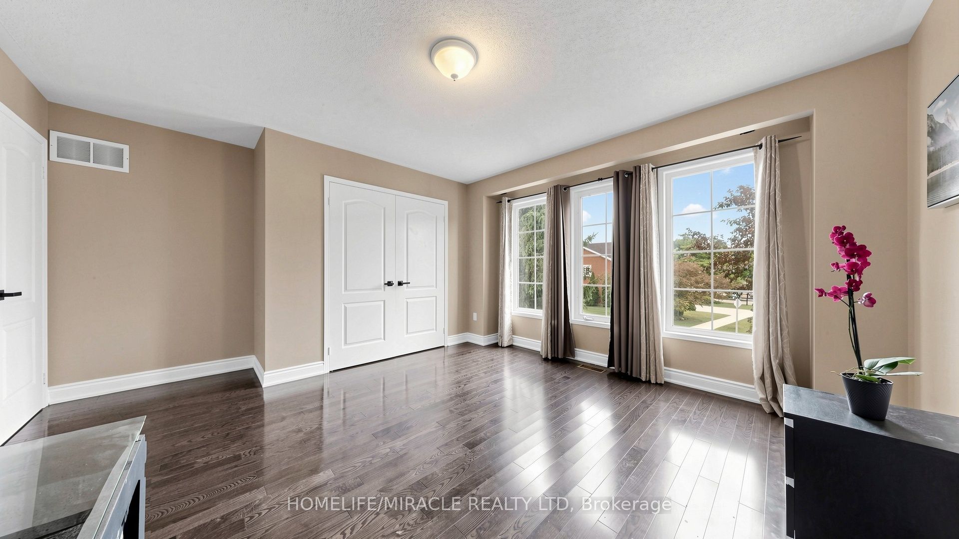 Listing 141656 Image