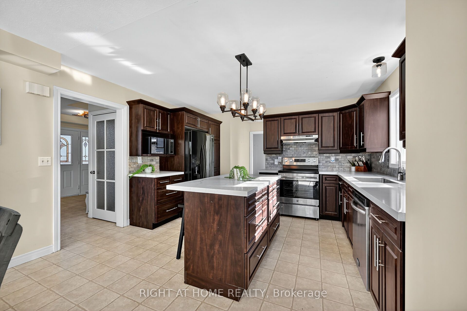 Listing 163001 Image