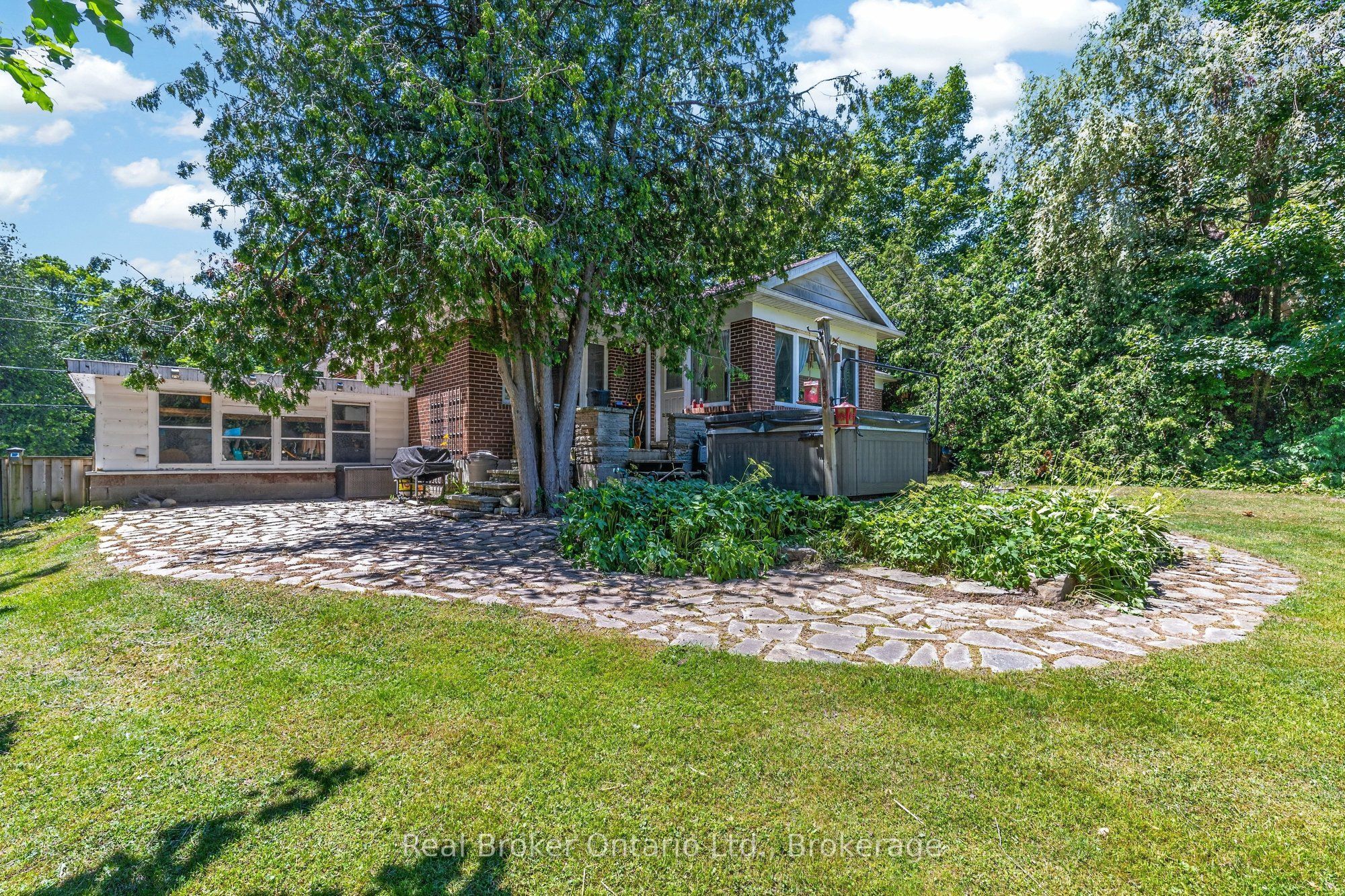 Listing 192194 Image