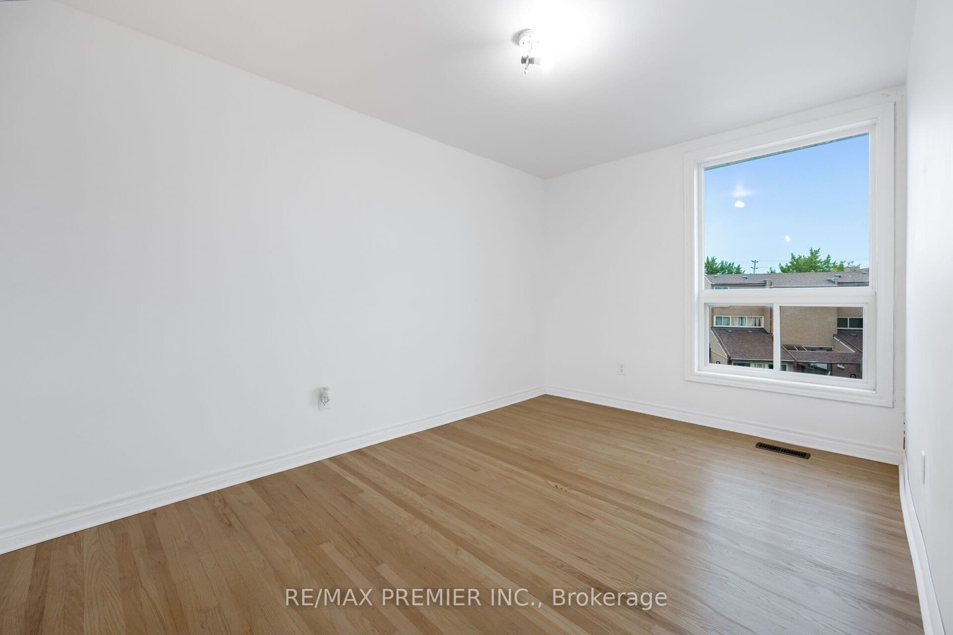 Listing 194657 Image