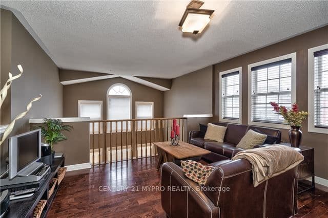 Listing 320211 Image