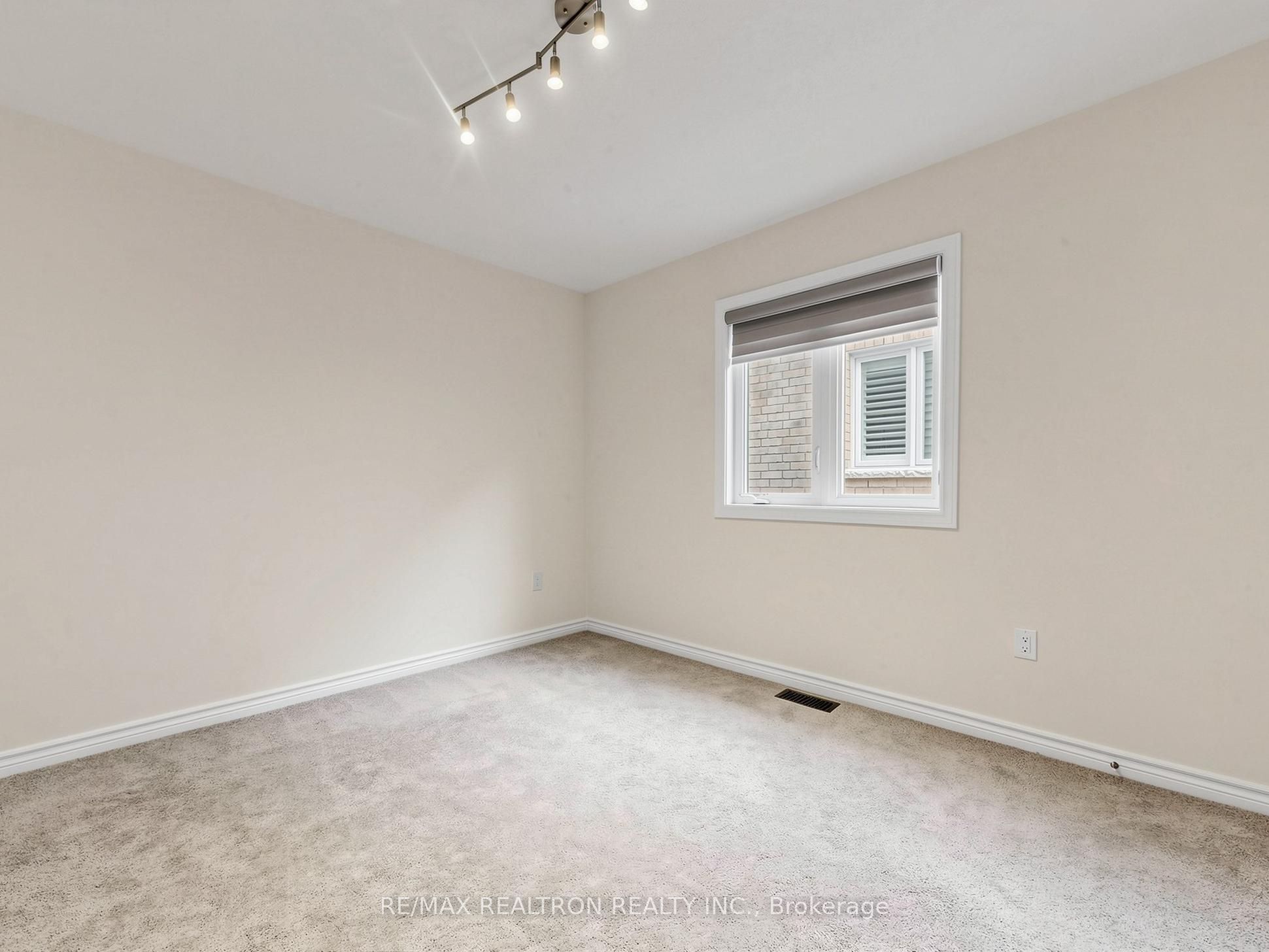 Listing 219800 Image