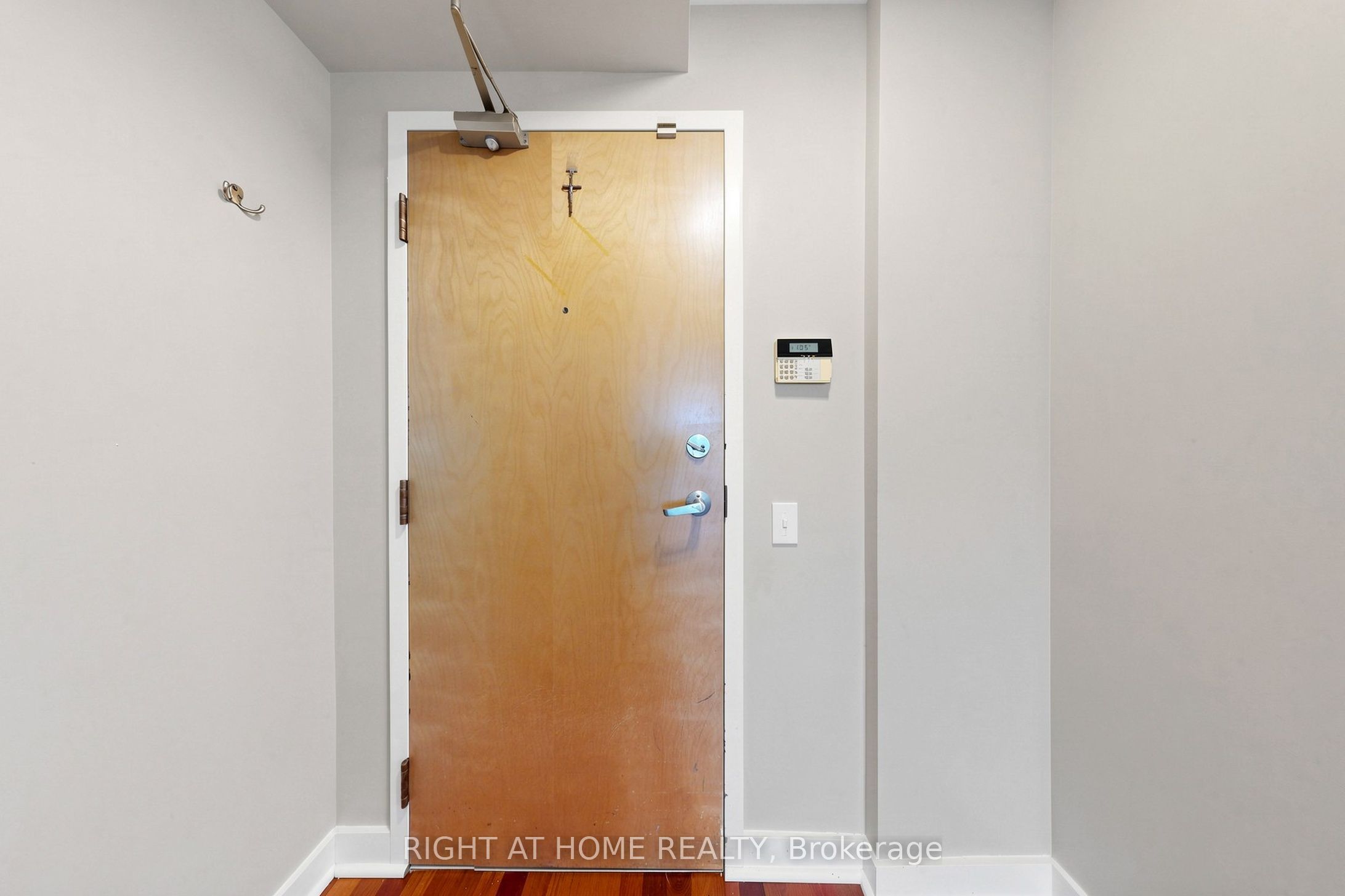 Listing 228400 Image