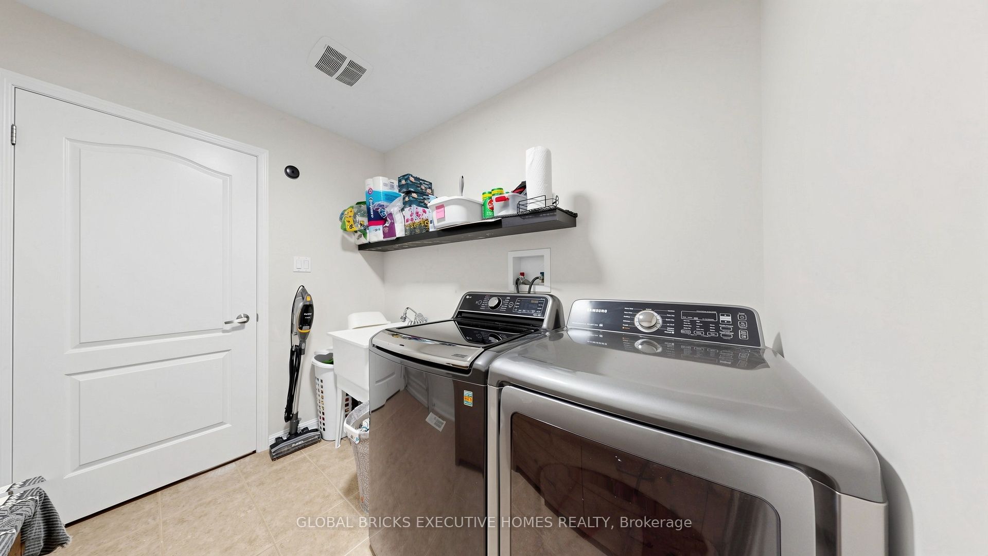 Listing 229715 Image
