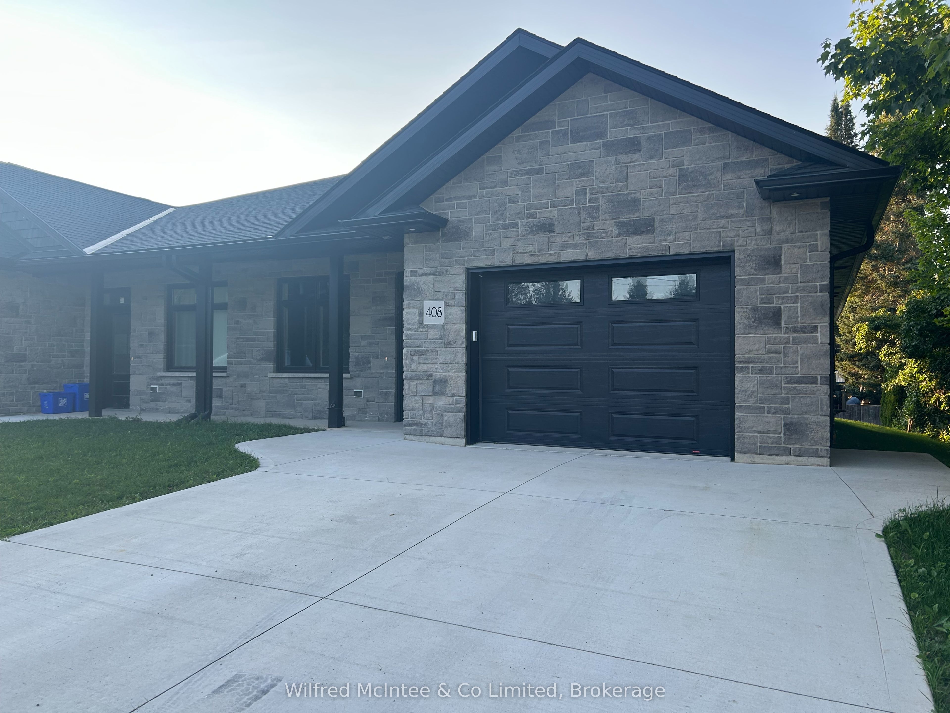 Listing 233777 Image