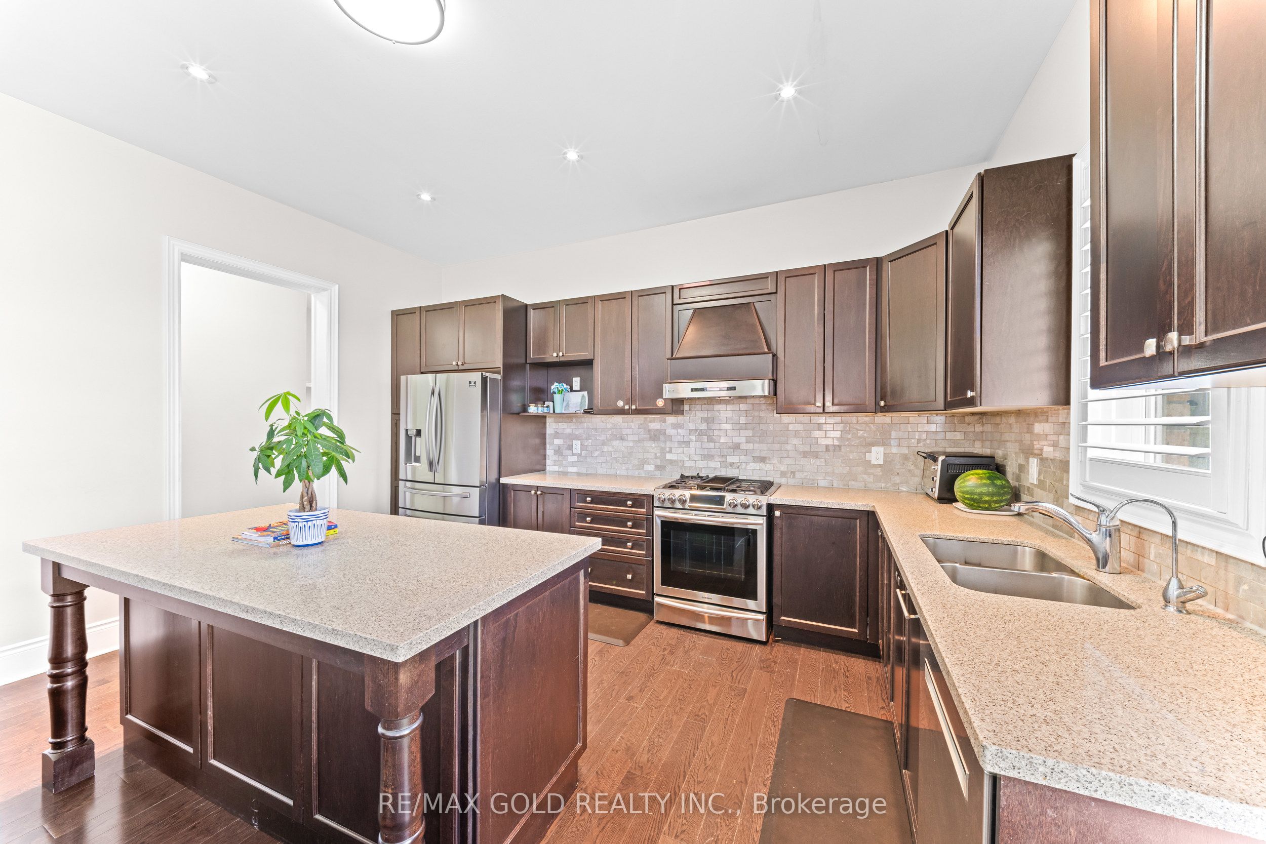 Listing 241132 Image
