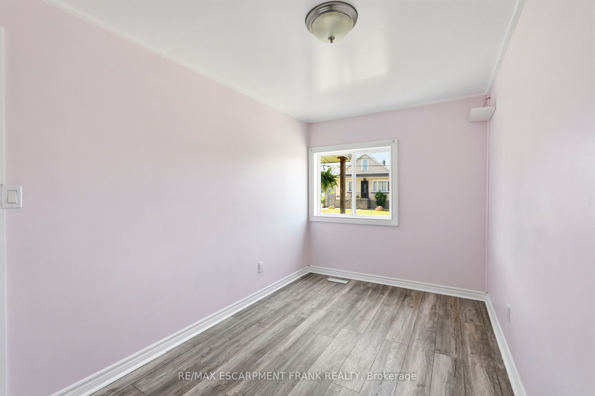 Listing 262305 Image