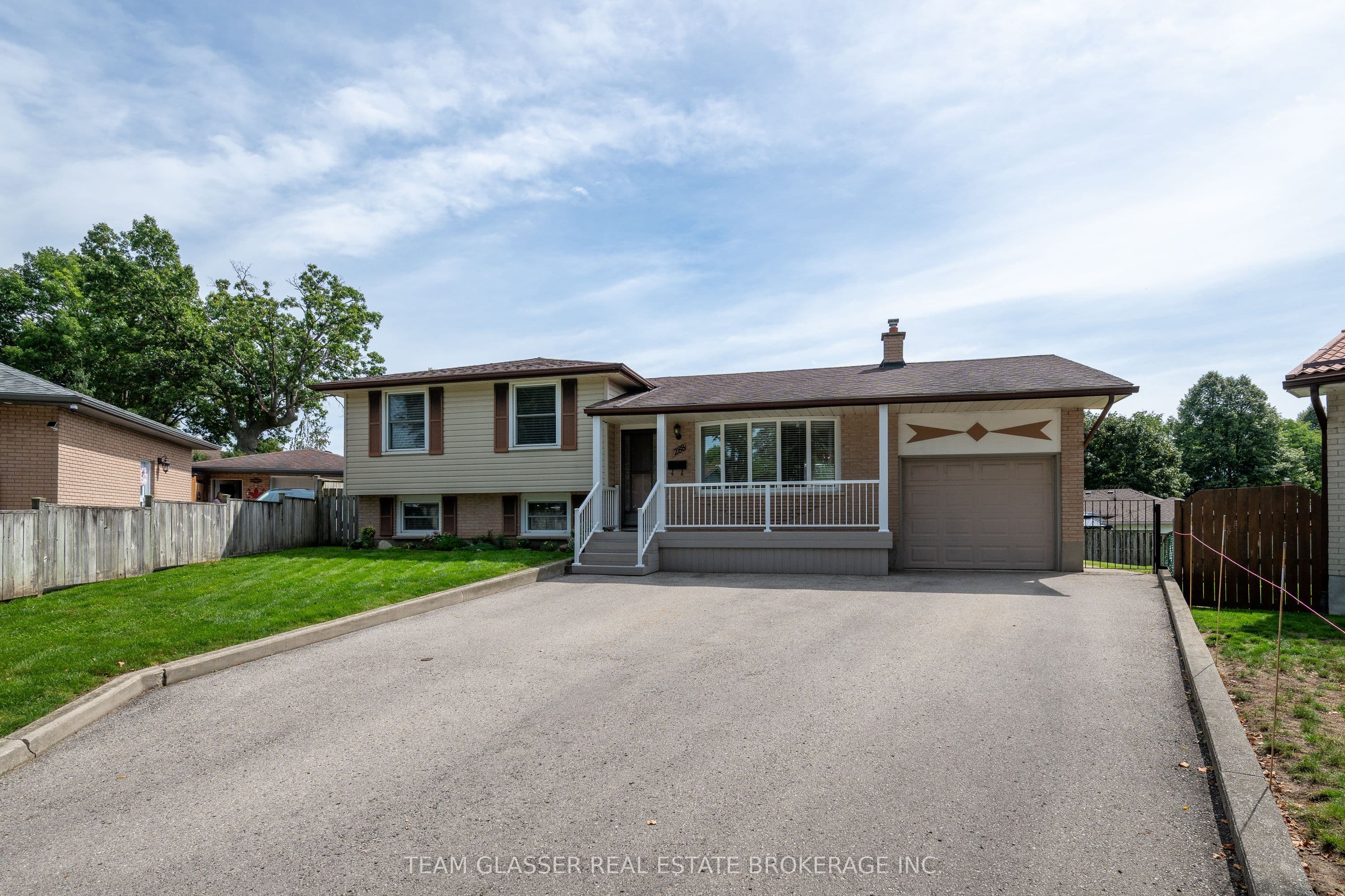 Listing 300227 Image