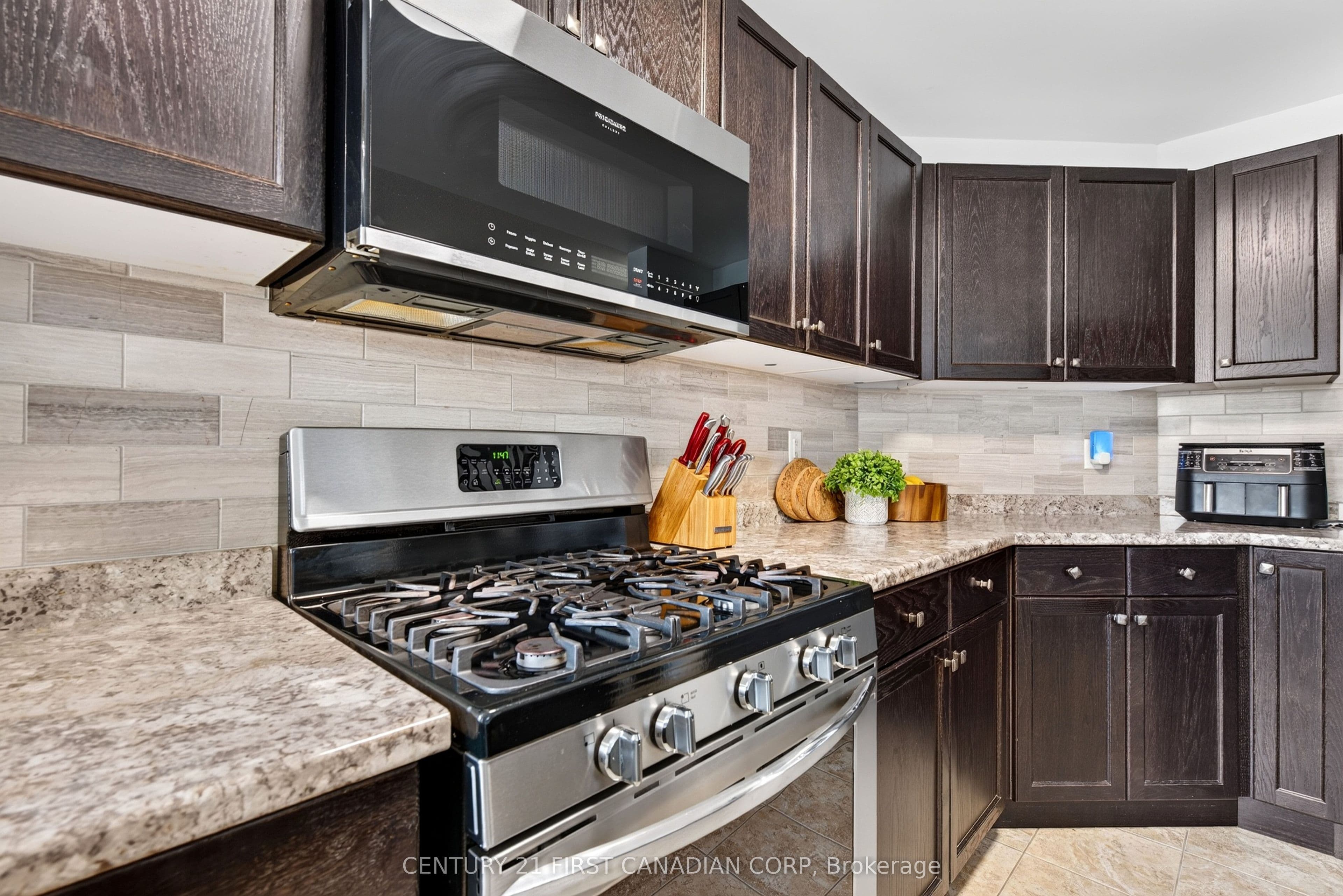 Listing 293210 Image