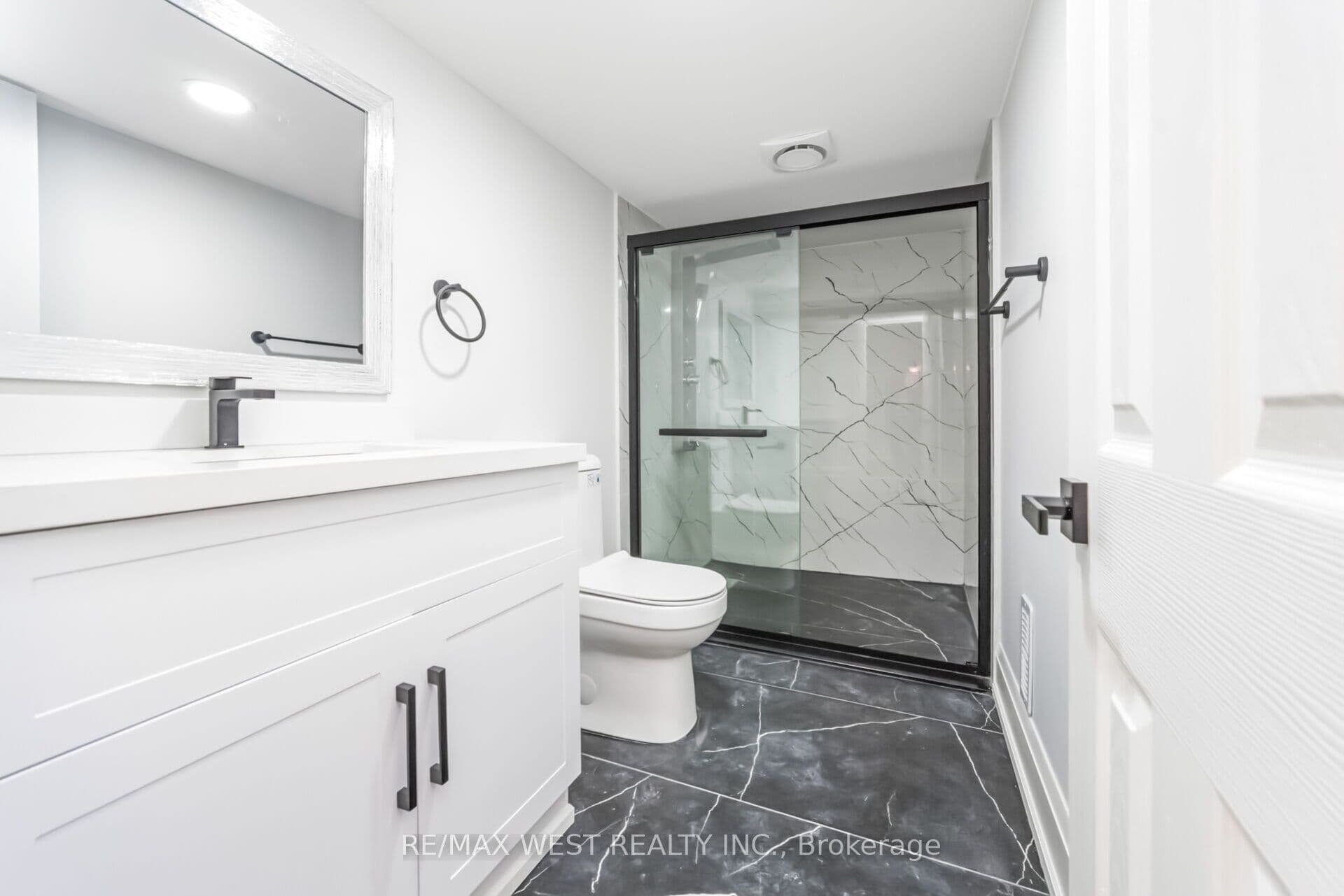 Listing 301150 Image
