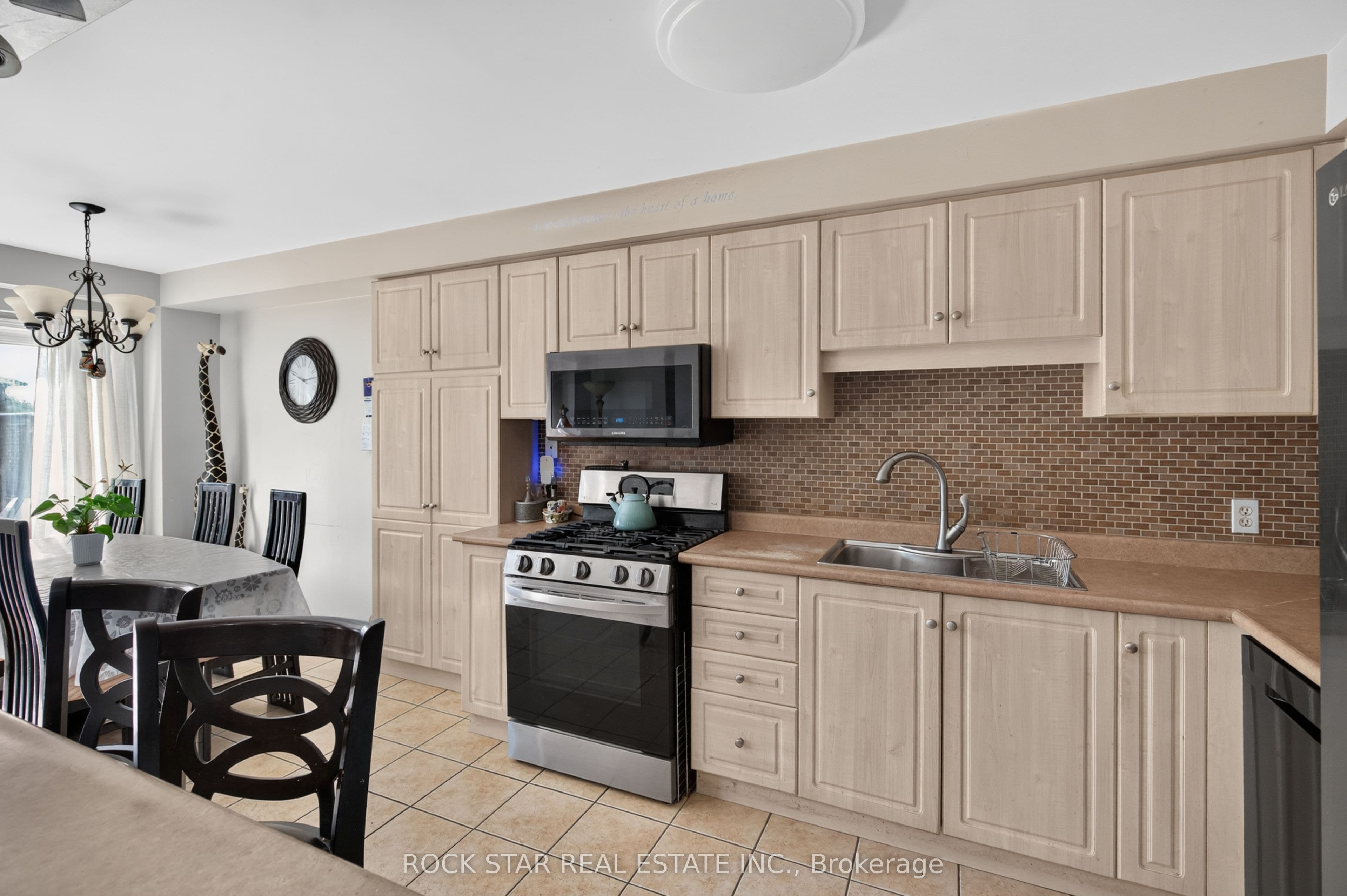 Listing 329684 Image