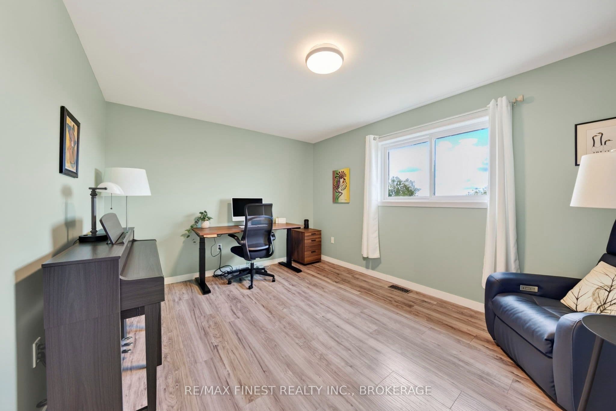 Listing 360105 Image