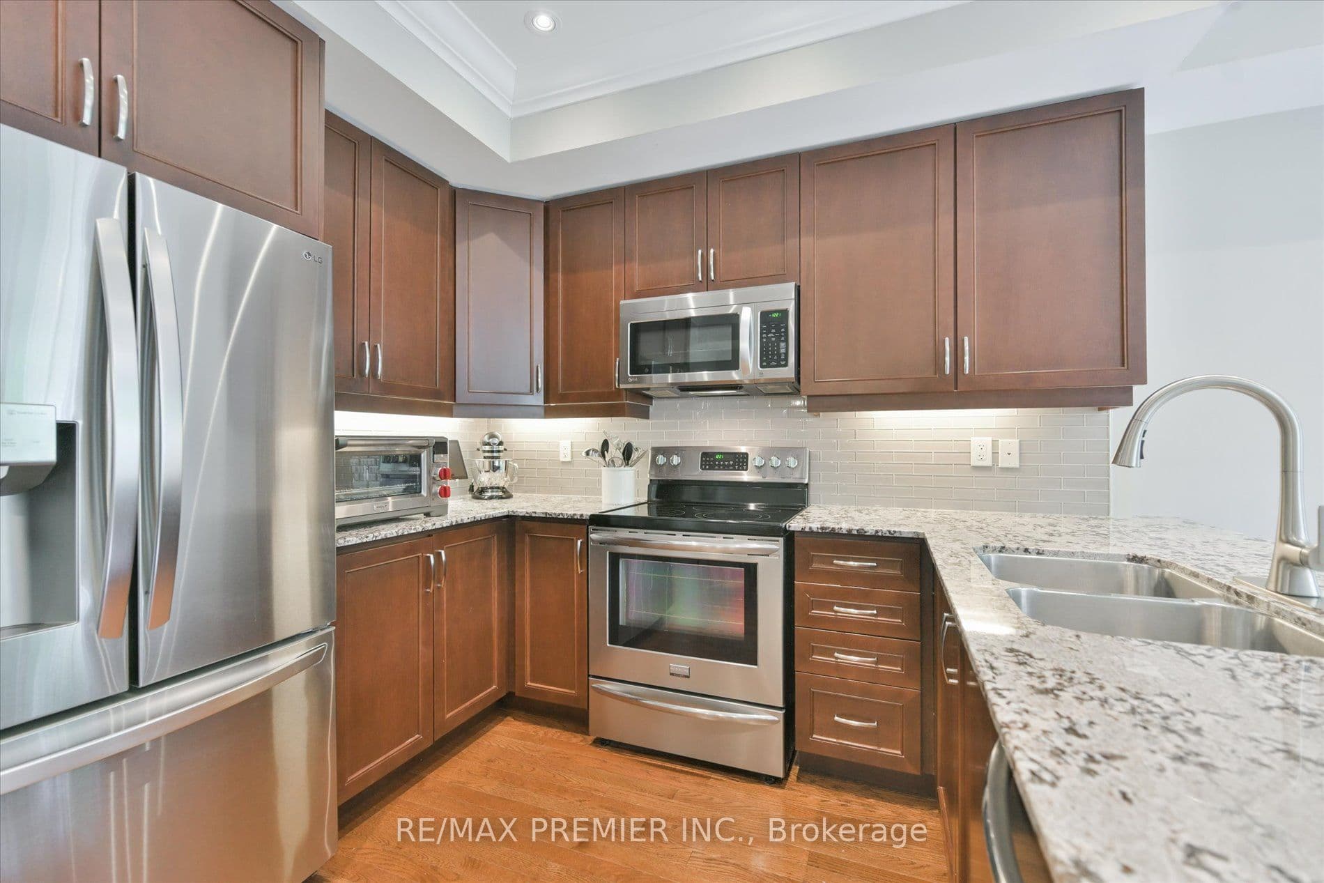 Listing 360403 Image